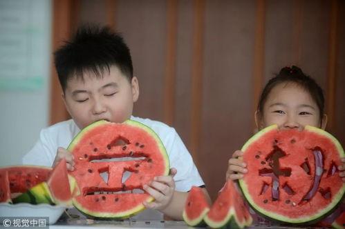 小朋友眼中的吃瓜,瓜果世界里的欢乐时光