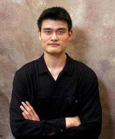 姚明是明星还是演员,篮球巨星与明星风采并存的传奇人物