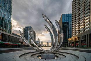 南充金融中心网红打卡,打卡新地标，网红聚集的金融时尚盛宴